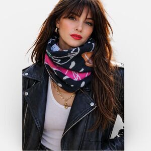 Anthropologie Georgie Snood New | Bali Print Funnel Neck Cowl by Belinda Kazanci